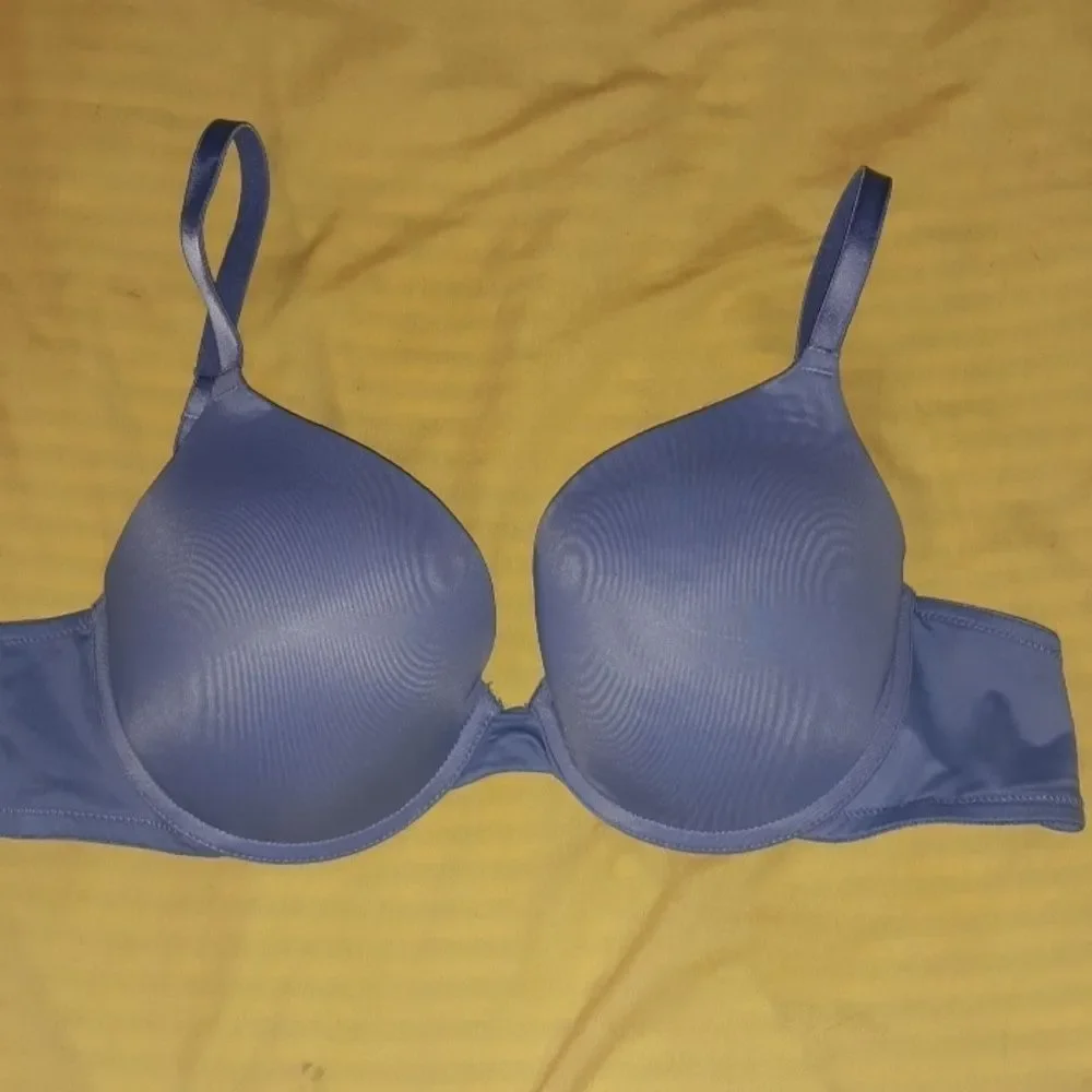 Pink by Victoria's Secret PushUp Bra 34D Grey‎